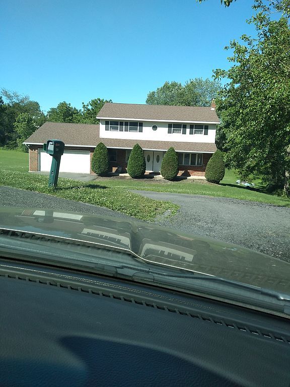 230 Mahogany Pl, Northampton, PA 18067
