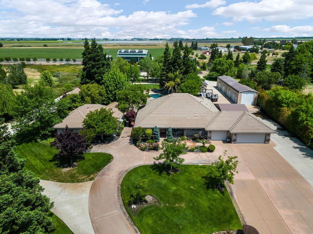 10695 Twin Cities Rd, Galt, CA 95632 Trulia