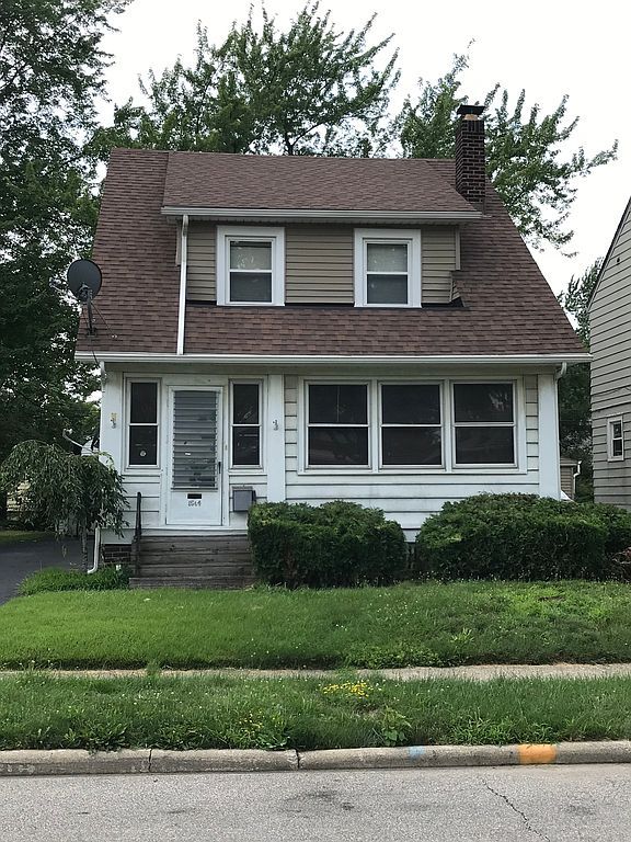 1504 E 221st St, Euclid, OH 44117