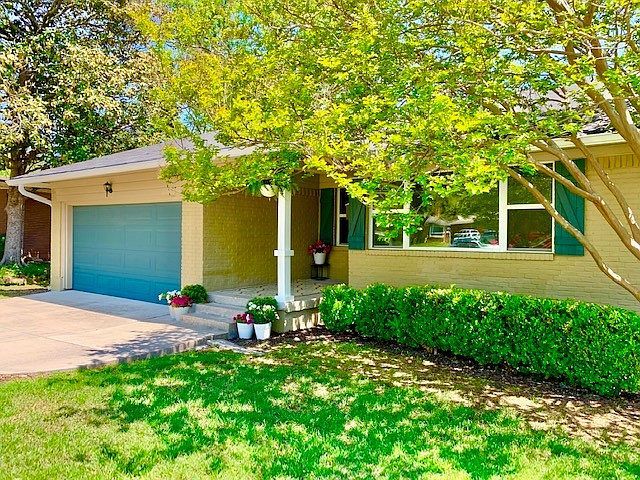 807 Bristol Ct, Richardson, TX 75080