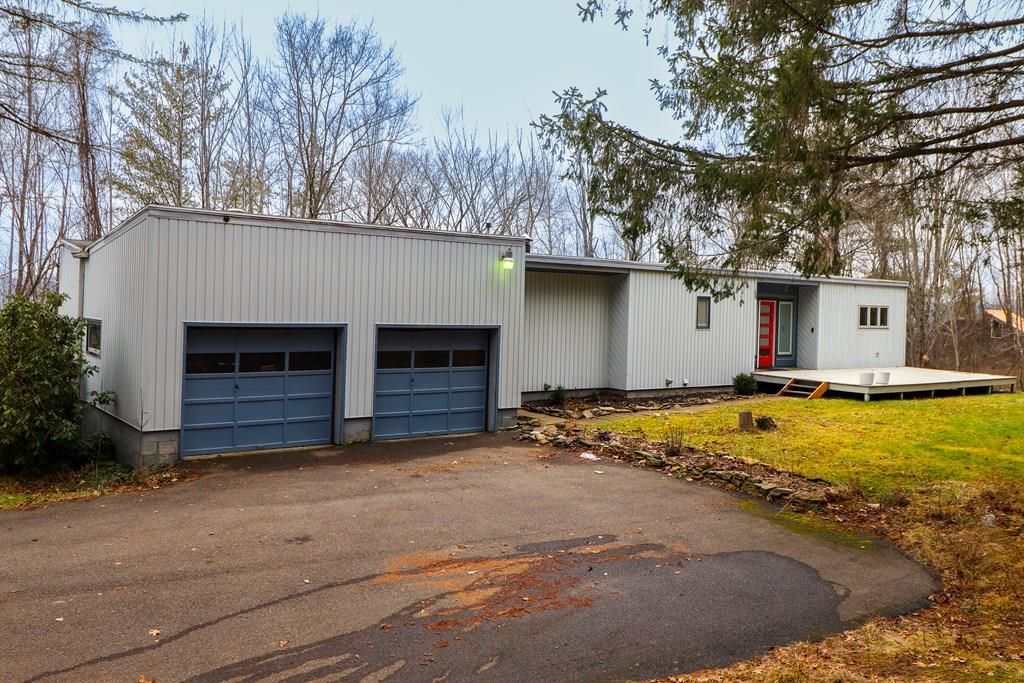 544 Steege Hill Rd, Corning, NY 14830