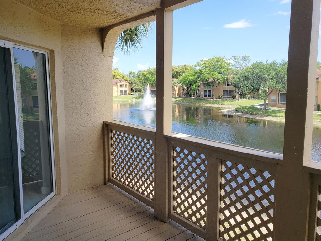 4831 Via Palm Lks #1216, West Palm Beach, FL 33417