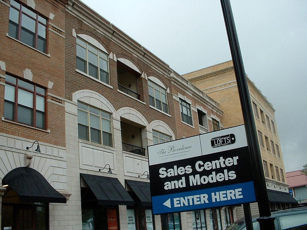 24 W Station St #306, Palatine, IL 60067