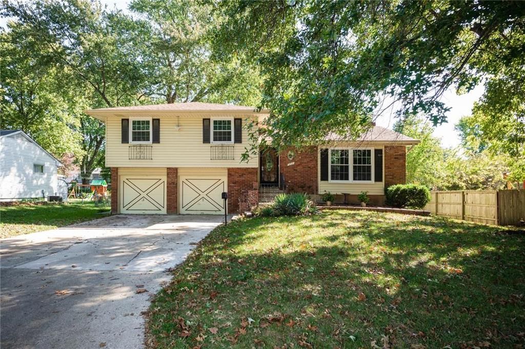 111 Manor Dr, Belton, MO 64012 Trulia