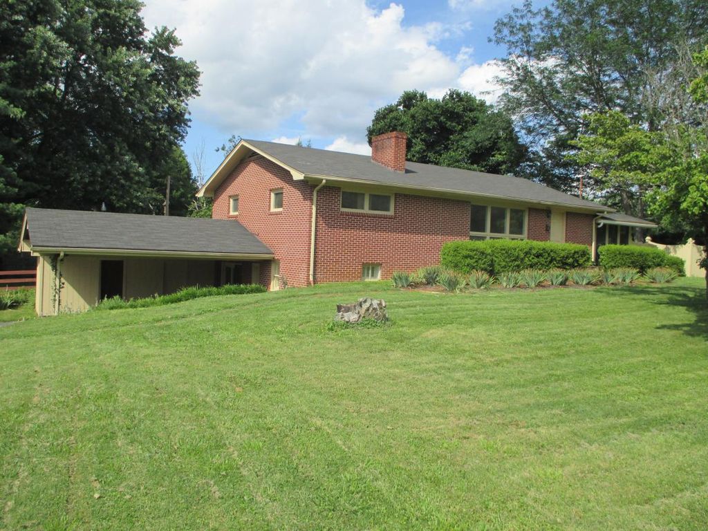 2700 Cresland Dr, Johnson City, TN 37601 Trulia