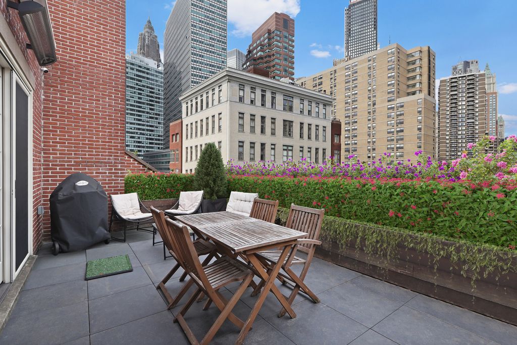 130 Beekman St A, New York, NY 10038 3 Bed, 3 Bath Condo 20 Photos