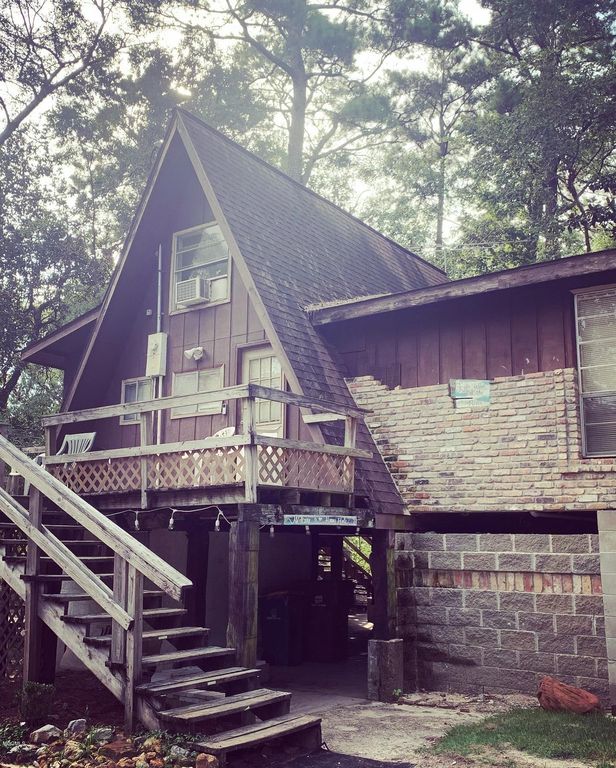 11076 Woolmarket Lake Rd, Biloxi, MS 2 Bed, 2 Bath SingleFamily Home