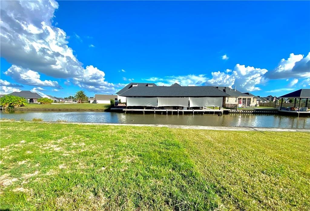 365 Keeley Ann Dr, Houma, LA 70360 MLS 2370891 Trulia