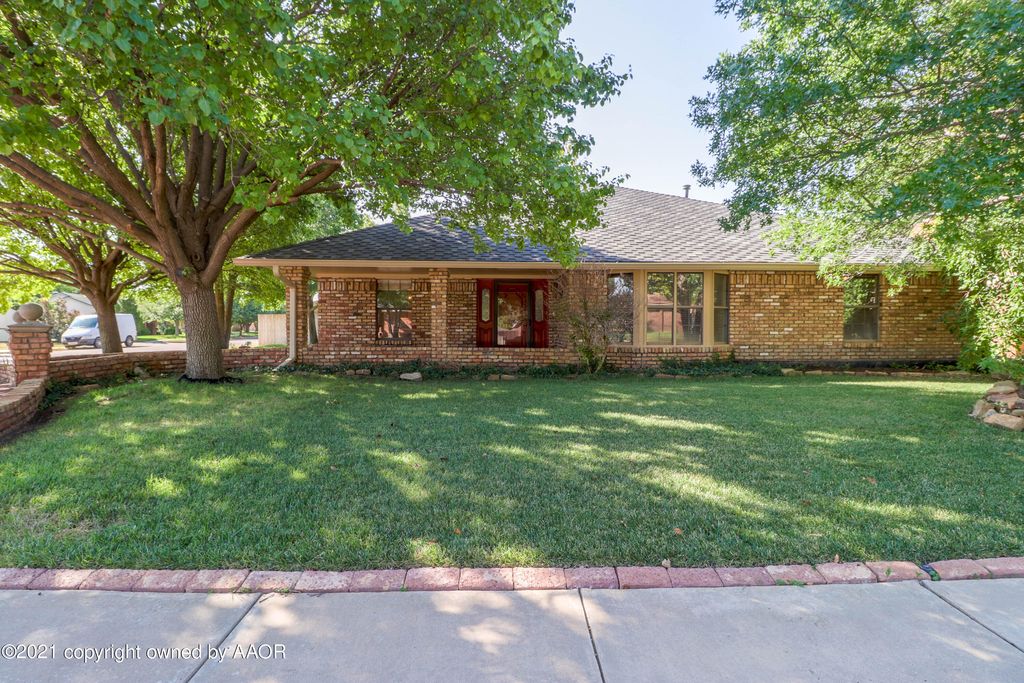 6901 Old Kent Rd, Amarillo, TX 79109
