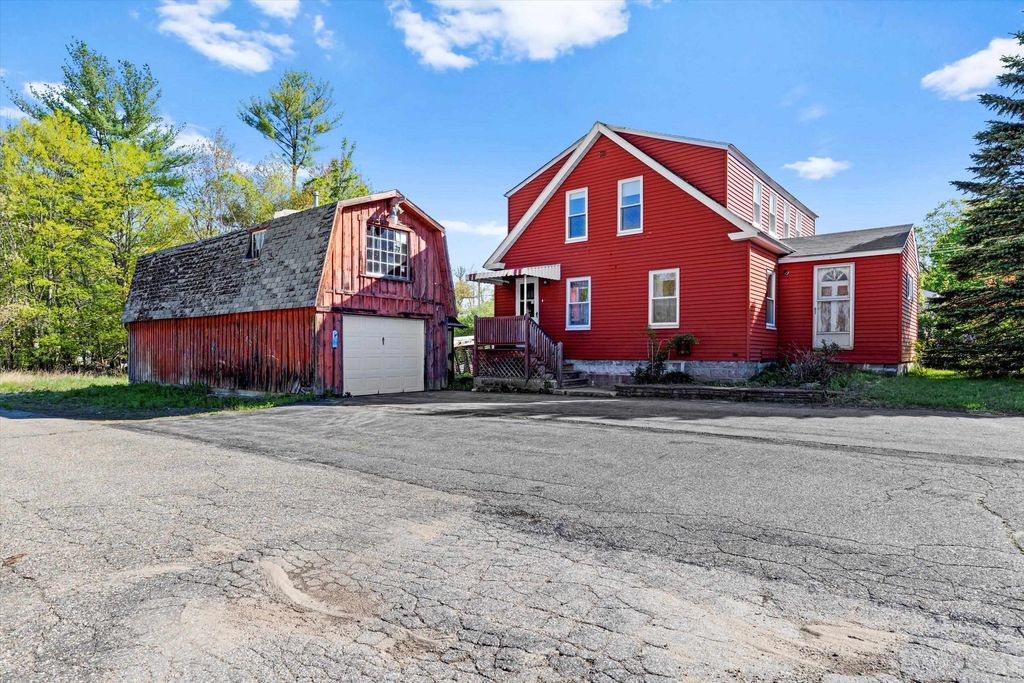 61 Highland Street, Rochester, NH 03868