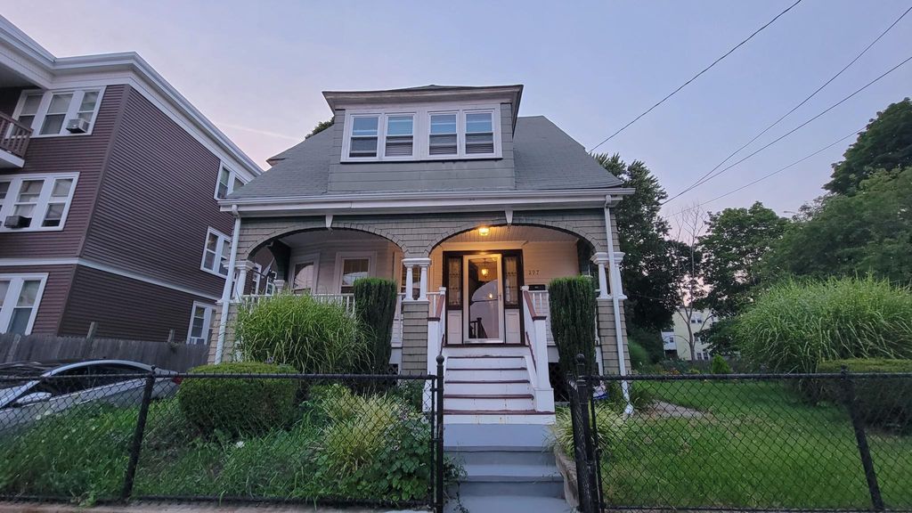 297 Fuller St, Boston, MA 02124