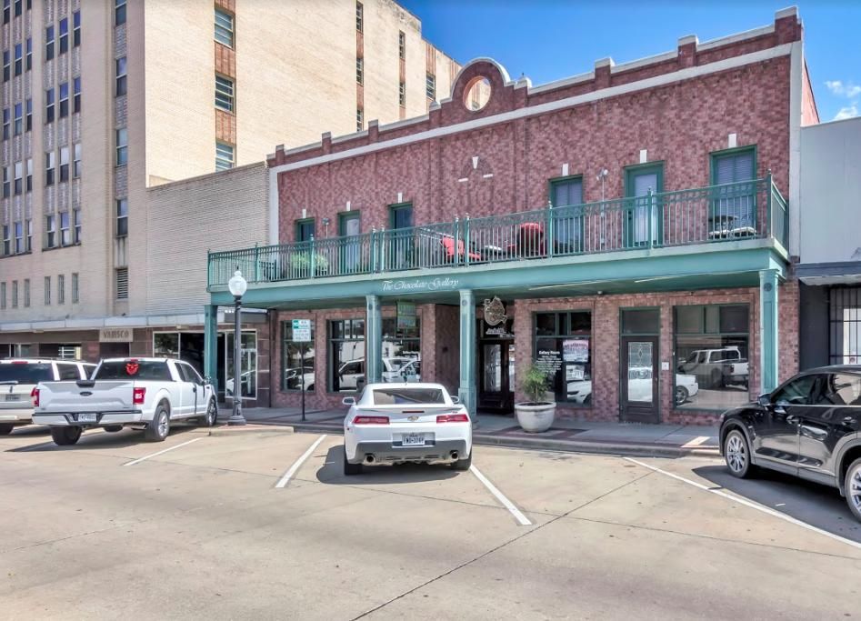 211 N Main St #24, Bryan, TX 77803
