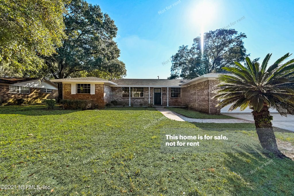 8202 MONTASONTA AVE, Jacksonville, FL 32211