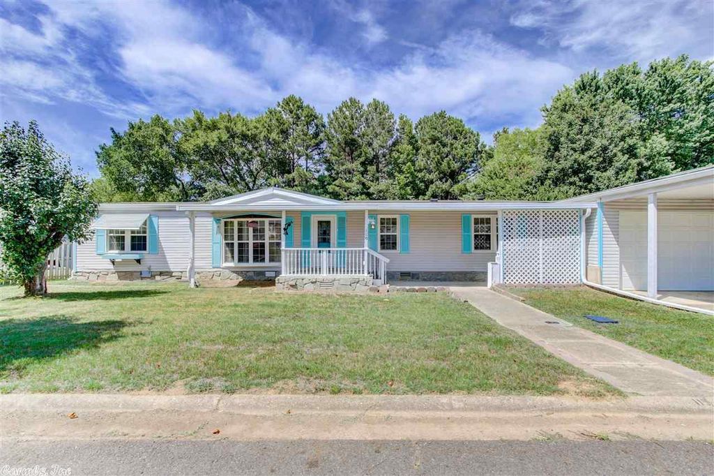 220 calibre springs way to 6611 bay cir 220 calibre springs way to 6611 bay cir