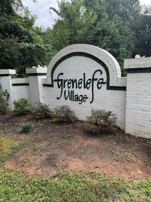 5307 Grenelefe Village Rd, Charlotte, NC 28269