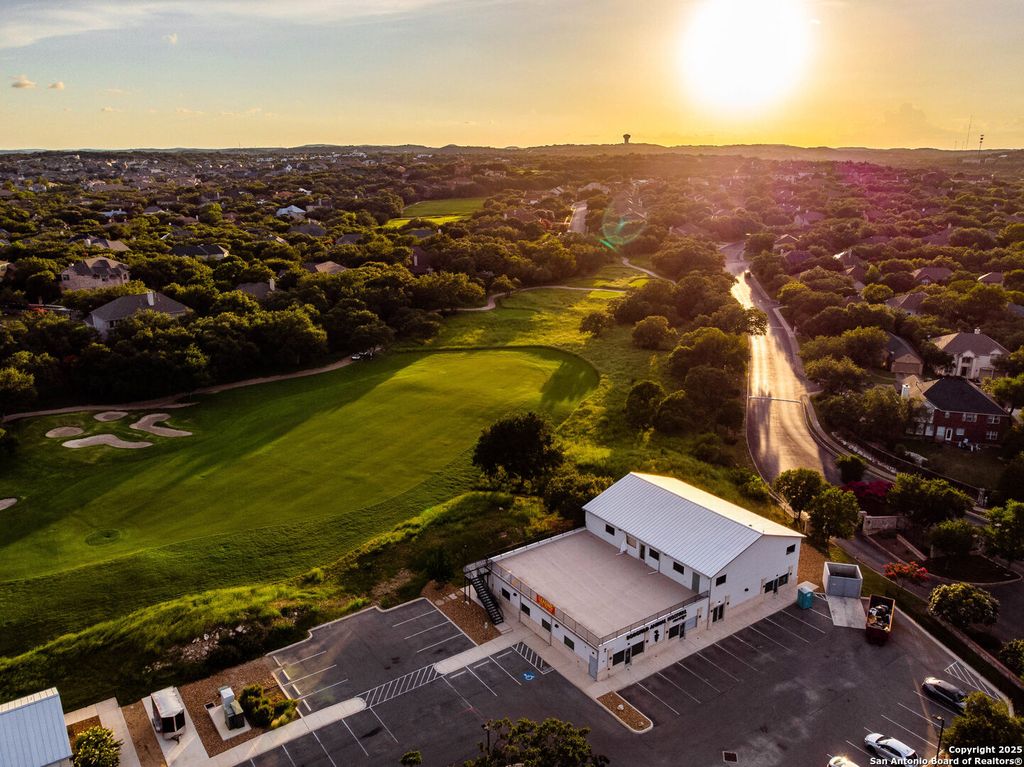 1342 Pinnacle, San Antonio, TX 78260