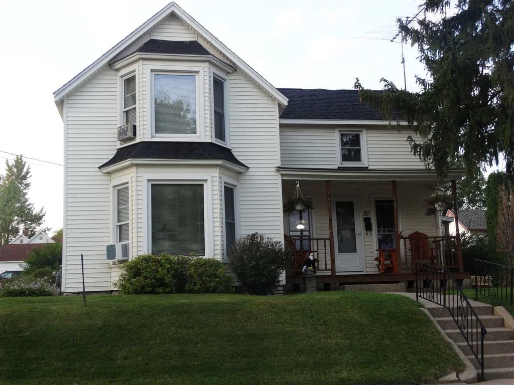 21 3rd Ave SW, Waukon, IA 52172 Trulia