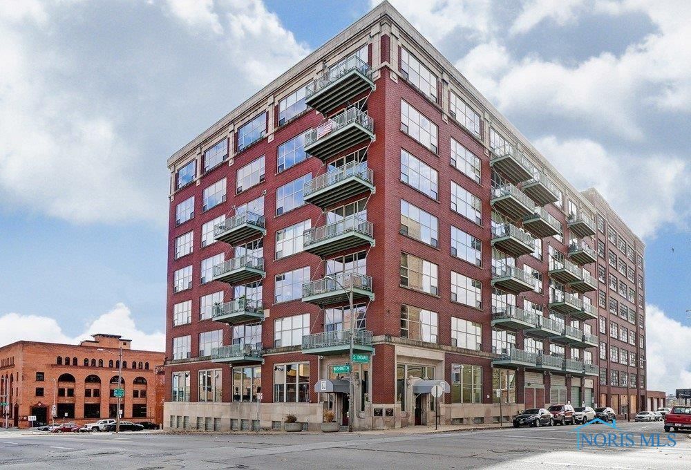 745 Washington St #302, Toledo, OH 43604