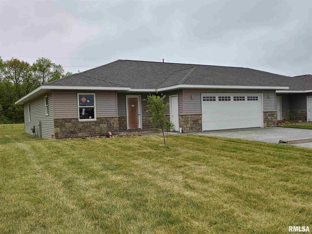 306 E River Ct, Camanche, IA 52730 Trulia