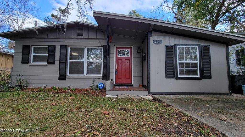 5151 Palmer Ave, Jacksonville, FL 32210