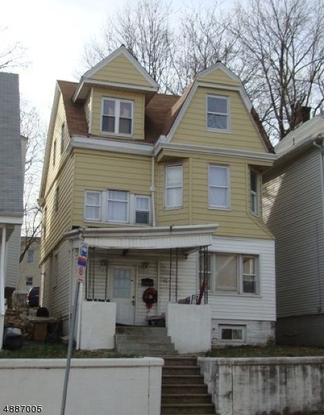 65 N Grove St, East Orange, NJ 07017