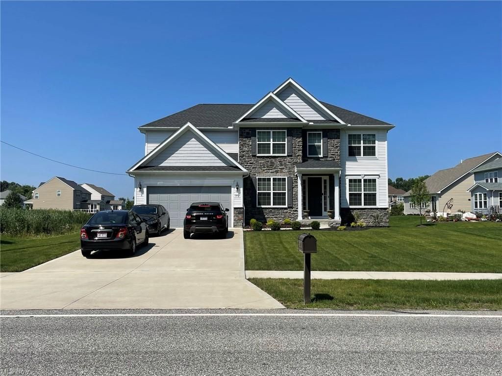 252 Miner Rd, Cleveland, OH 44143