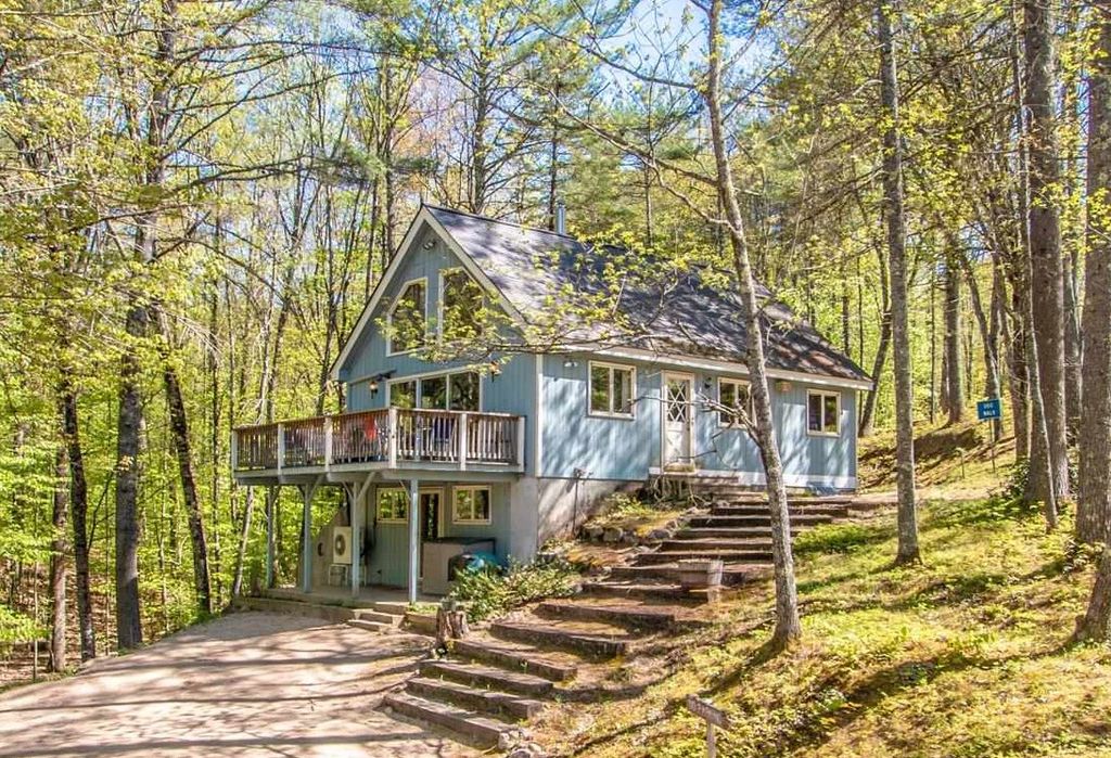 745 Pequawket Drive, Conway, NH 03818
