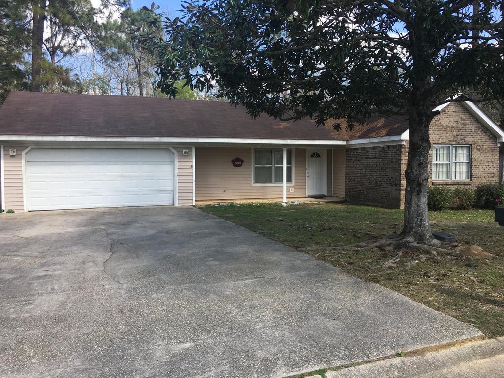 1221 Highland Dr, Picayune, MS 39466 Trulia