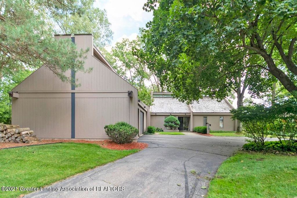 4650 Sequoia Trl, Okemos, MI 48864