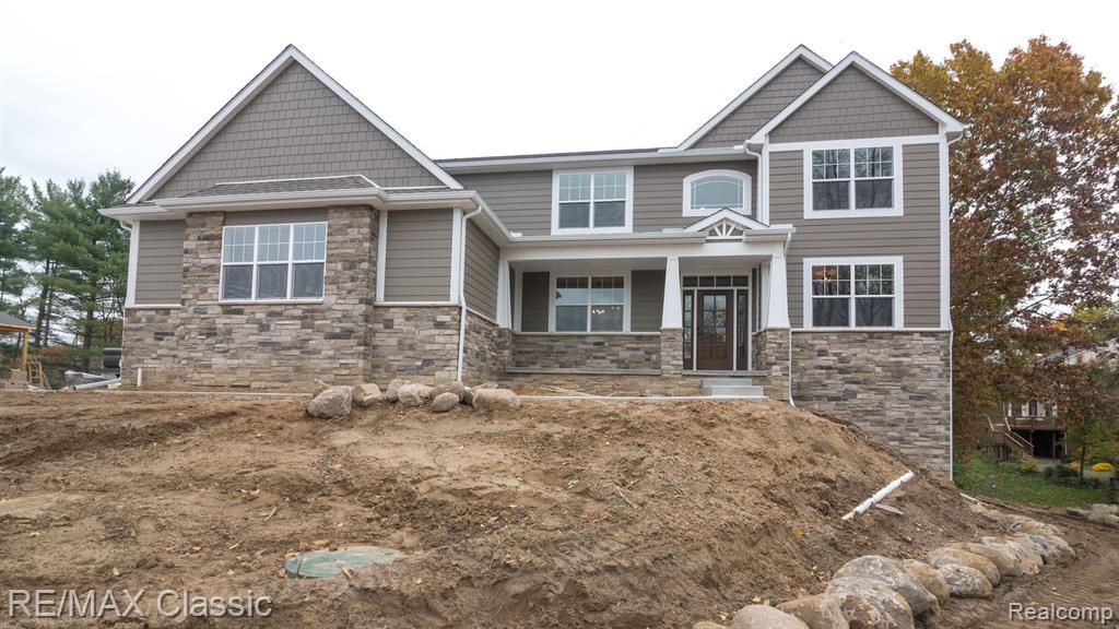 4235 Potts Dr, Dexter, MI 48130