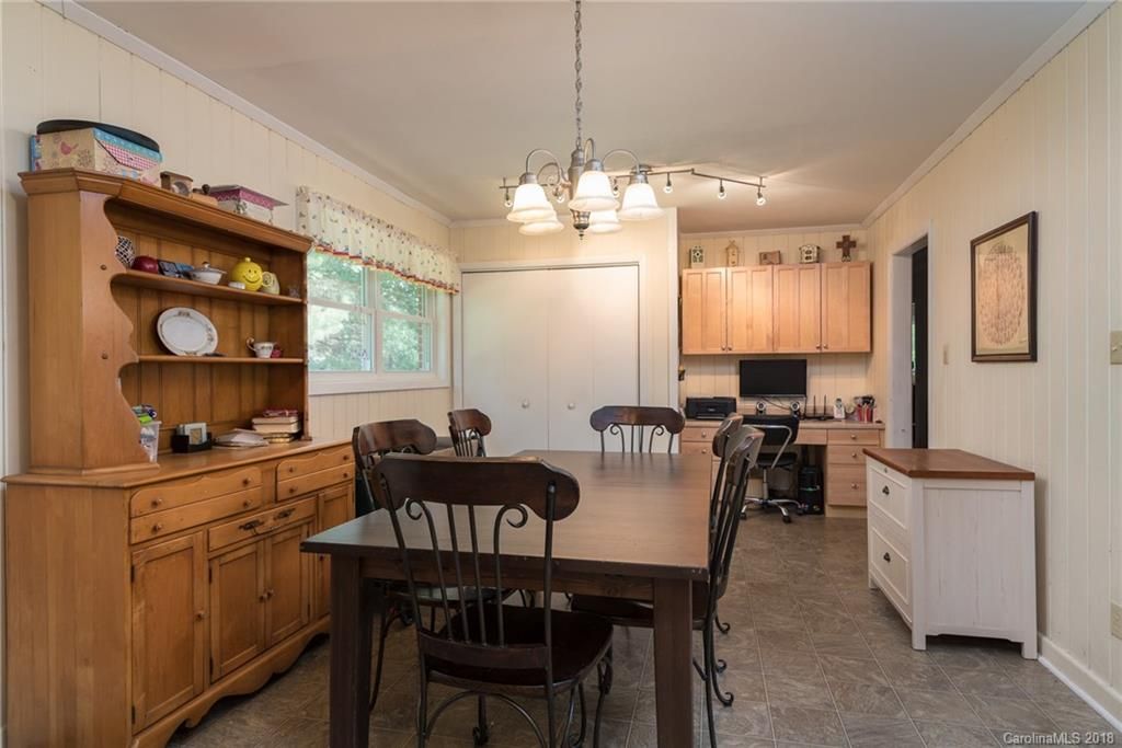 2257 Country Club Rd, Lincolnton, NC 3 Bed, 2 Bath SingleFamily Home