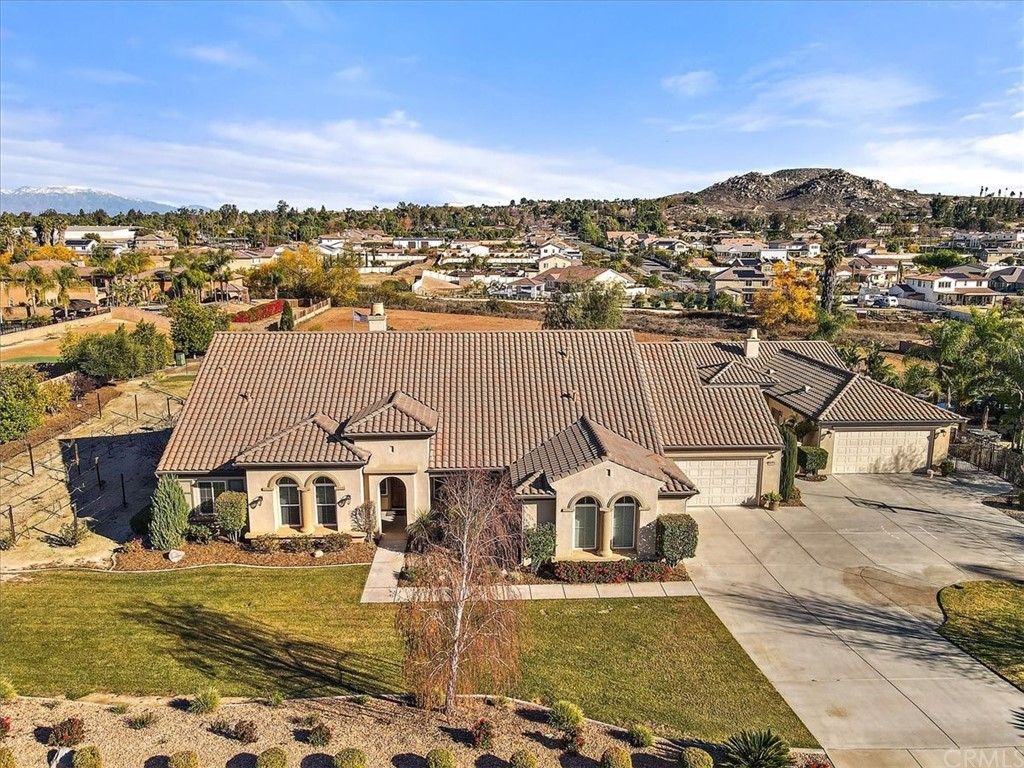 16830 Suttles Dr, Riverside, CA 92504