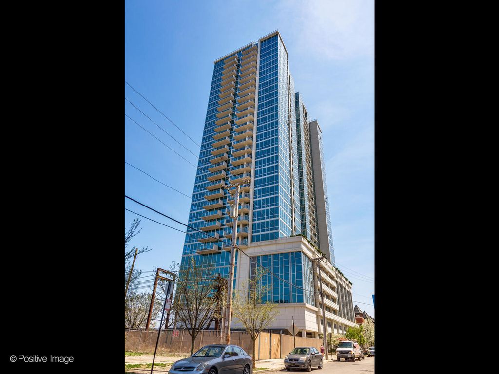 1629 S Prairie Ave #2705, Chicago, IL 60616