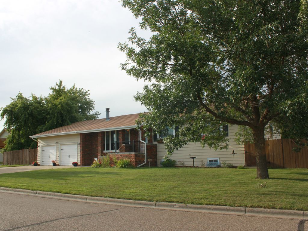 1401 1st Ave NE, Beulah, ND 58523 Trulia