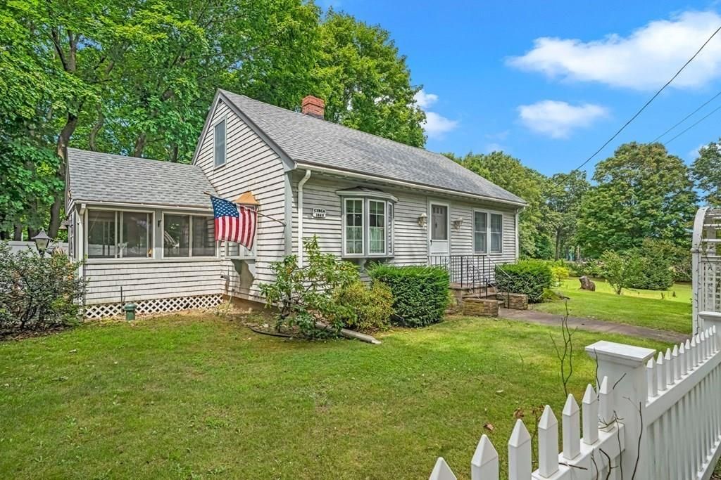 14 Pentucket Ave, Georgetown, MA 01833