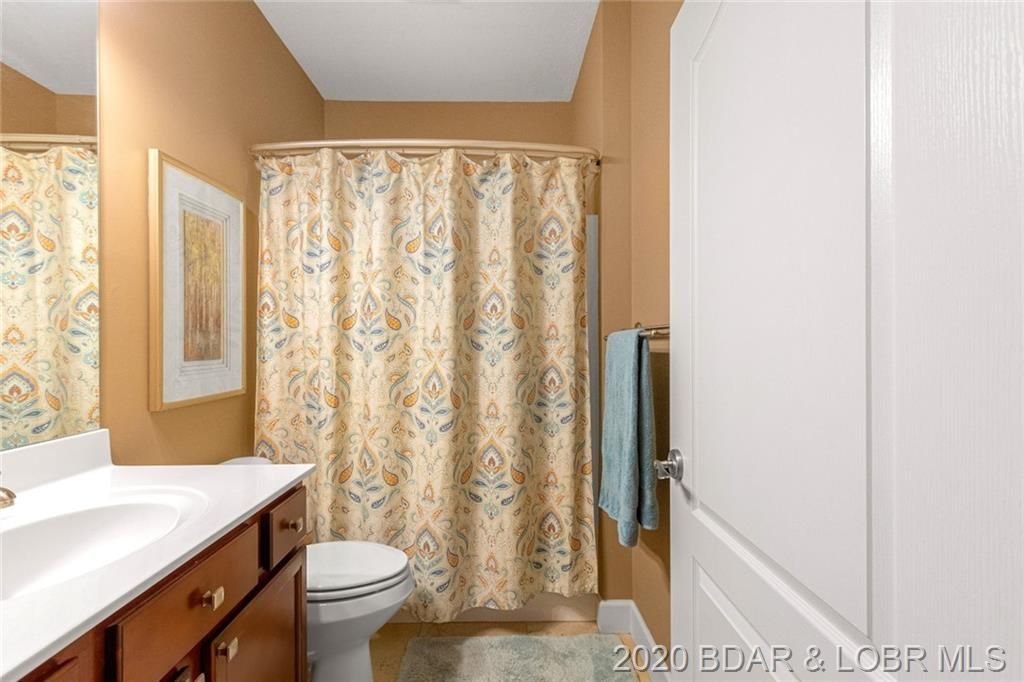 186 Sunset Palms Dr 2R, Camdenton, MO 2 Bed, 2 Bath Condo 24