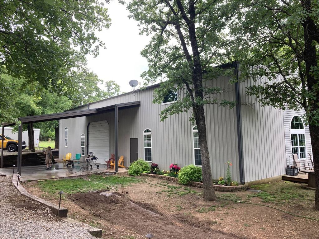 12911 W Colbert Rd, Davis, OK 73030