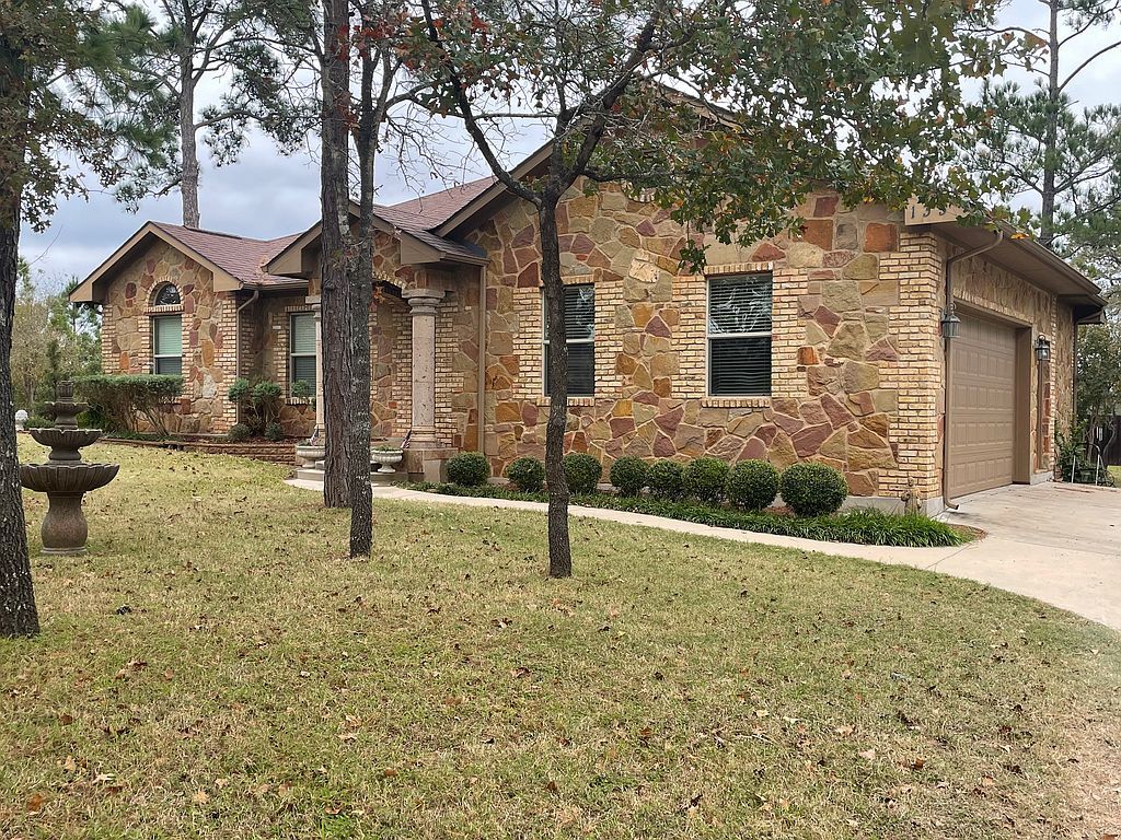 133 Kaapahu Dr, Bastrop, TX 78602