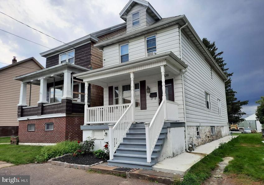 1038 N James St, Hazle Township, PA 18202