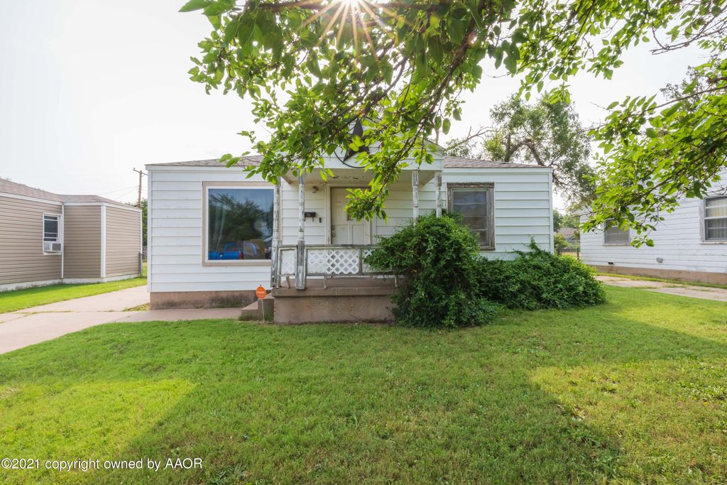 1943 S Highland St, Amarillo, TX 79103