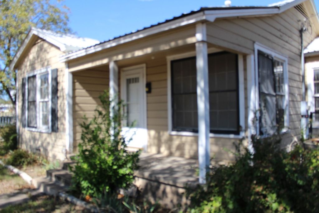 1306 W Fairman St, Goldthwaite, TX 76844 Trulia
