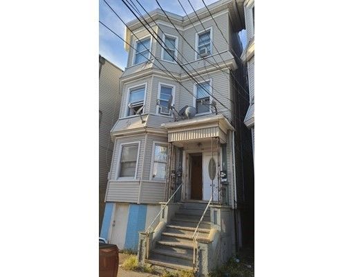 412 Saratoga St #2, Boston, MA 02128