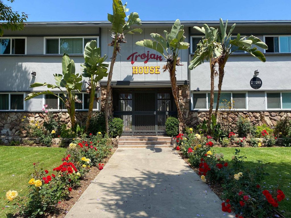 Apartment features washer/dryer microwave refrigerator smoke. 2728 Ellendale Pl, Los Angeles, CA 90007 Trulia