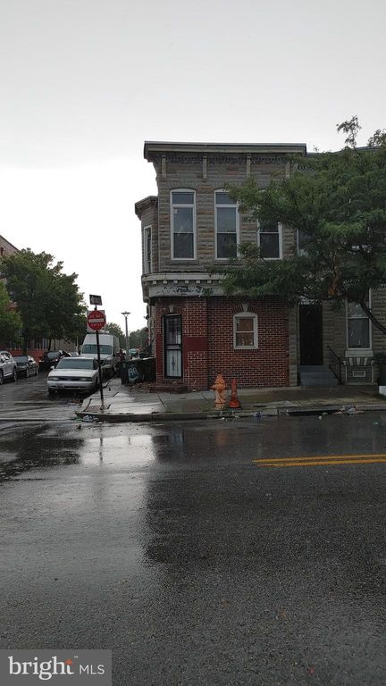1118 S Carey St, Baltimore, MD 21223