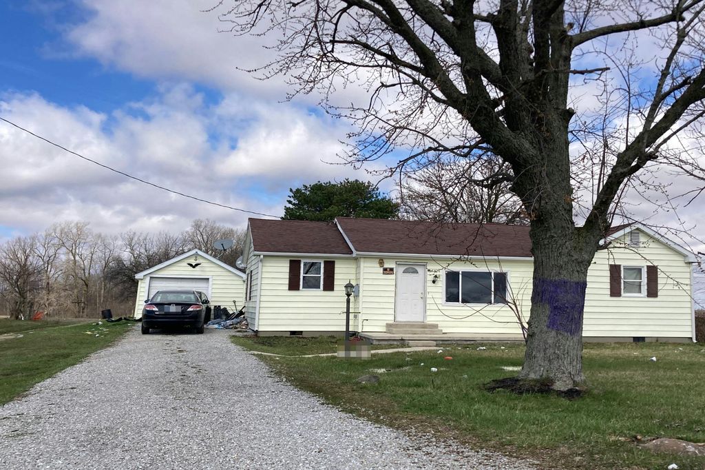 2482 E  1050 S, Lynn, IN 47355