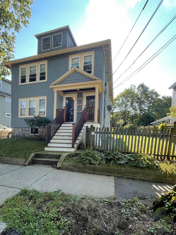 36 Ackers Ave #1, Brookline, MA 02445