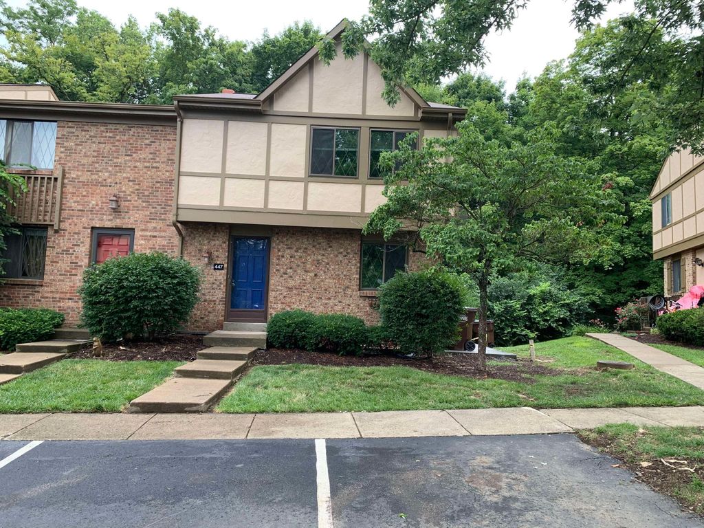 447 Dartmouth Cir, Cincinnati, OH 45244