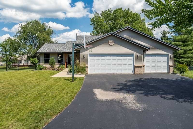 107 Thistlewood Trl, Rockton, IL 61072 MLS 202403059 Trulia