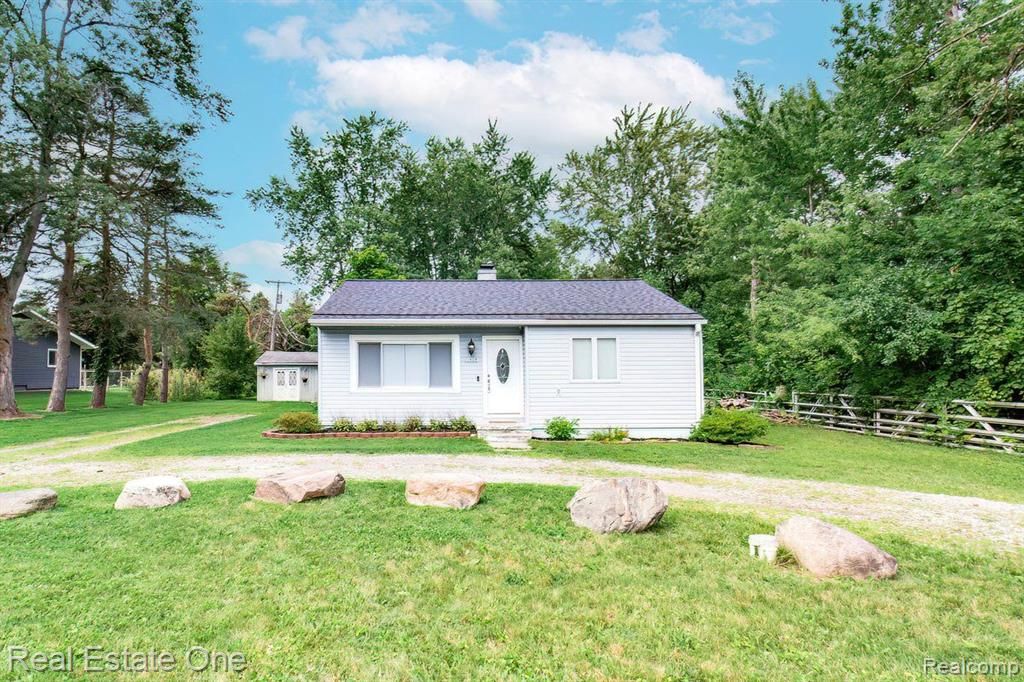 11565 W 34 Mile Rd, Romeo, MI 48065 Trulia