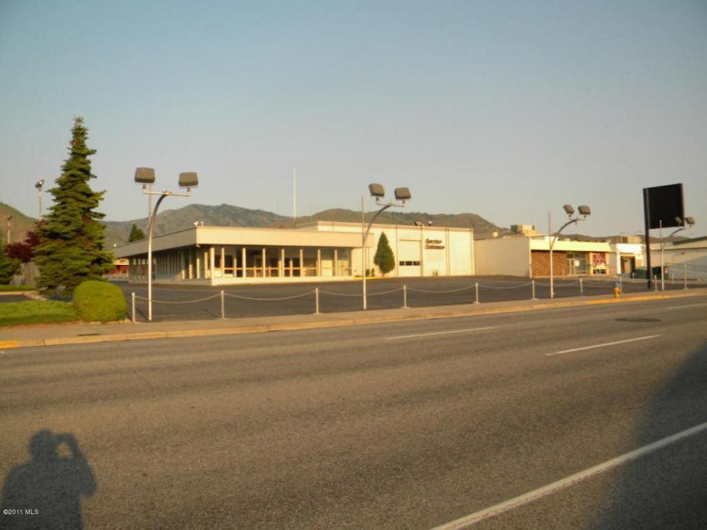 722 N  Mission St, Wenatchee, WA 98801